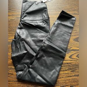 Women’s faux leather Leggings NWT